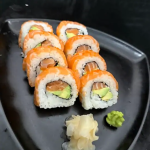 Salmon California with Philadelphia Cheese (8 Pieces)